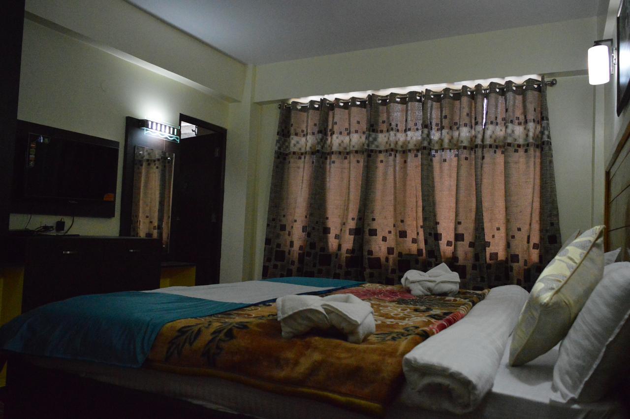 Hotel Golden Dolma Darjeeling  Esterno foto