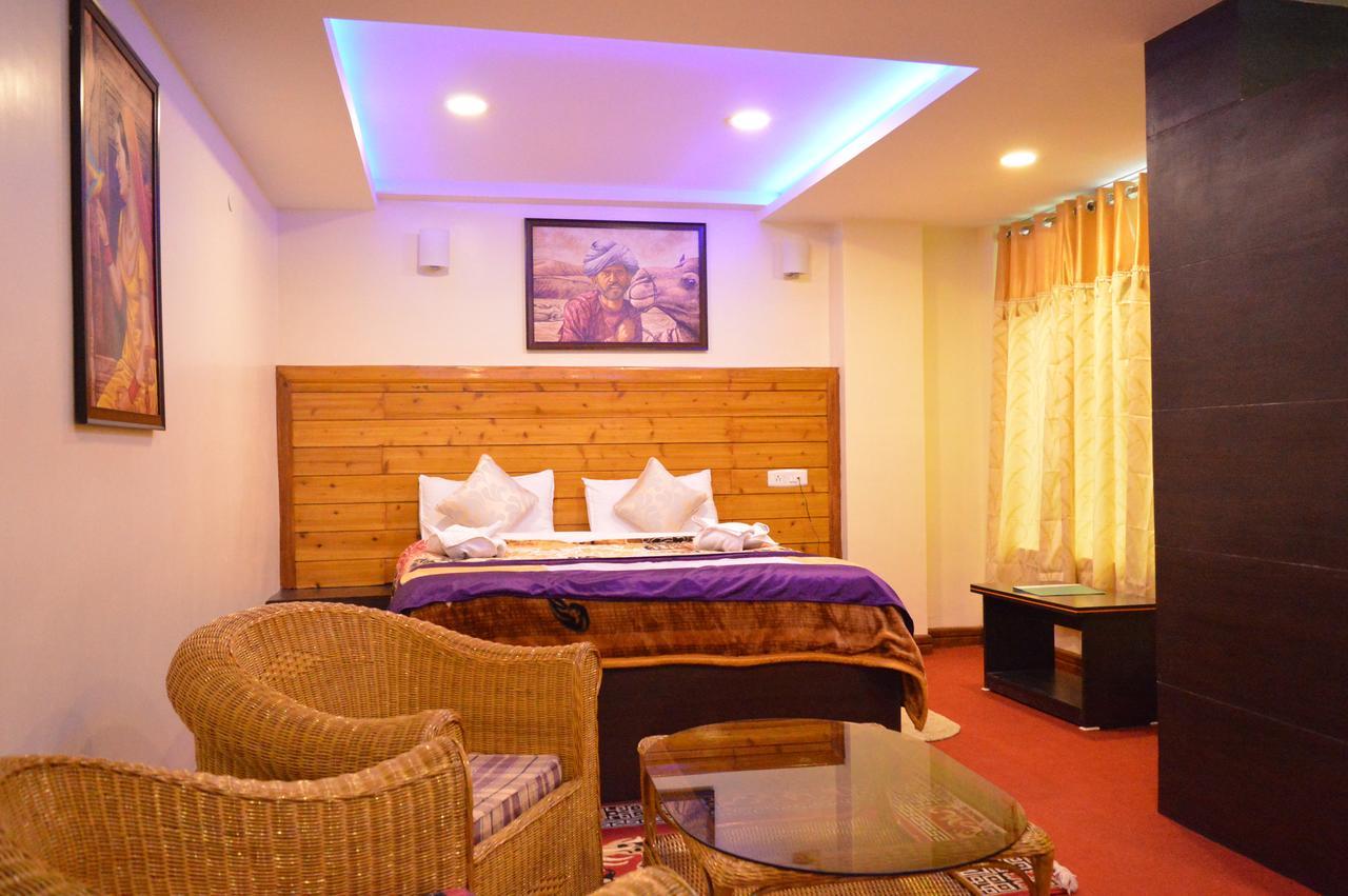 Hotel Golden Dolma Darjeeling  Esterno foto