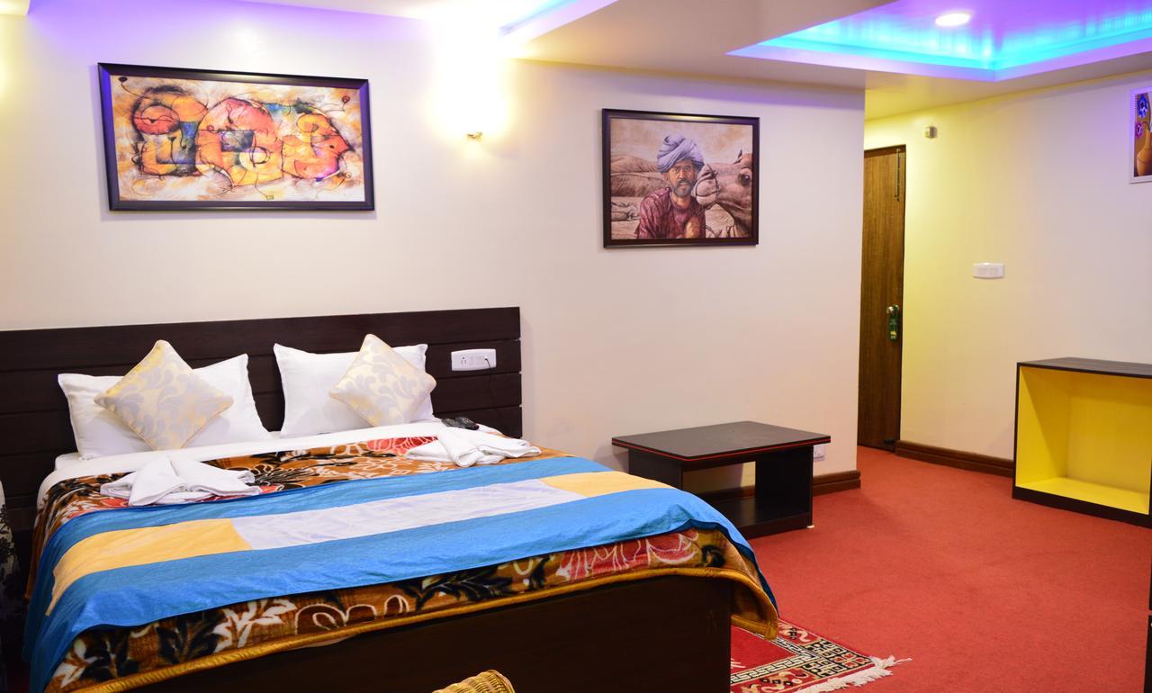 Hotel Golden Dolma Darjeeling  Esterno foto
