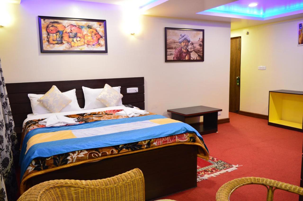 Hotel Golden Dolma Darjeeling  Esterno foto
